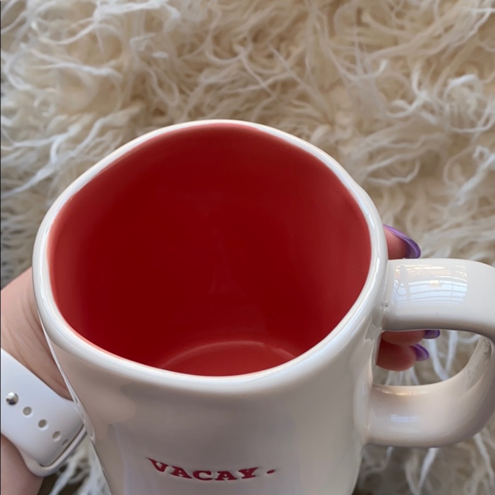 🐛Adorable Rae Dunn VACAY mug! - Picture 4 of 5
